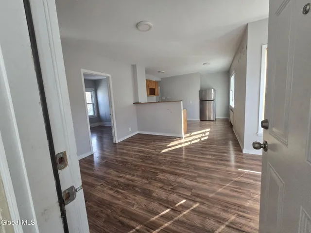 $1,175 | 9 Bayard Street, Unit 3, Amsterdam, NY 12010