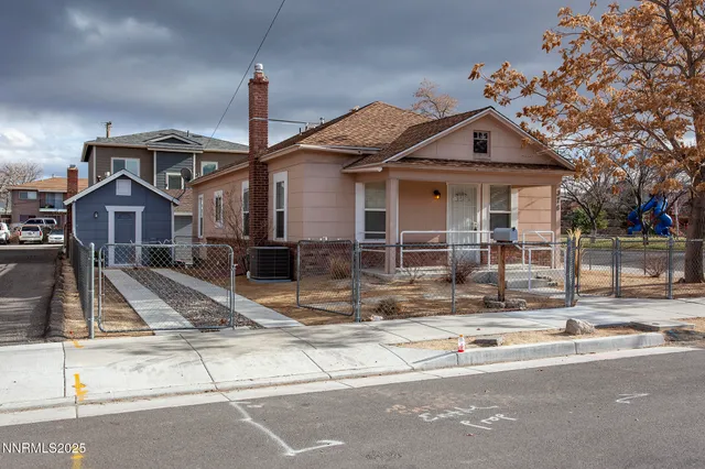 a view of a house with street view