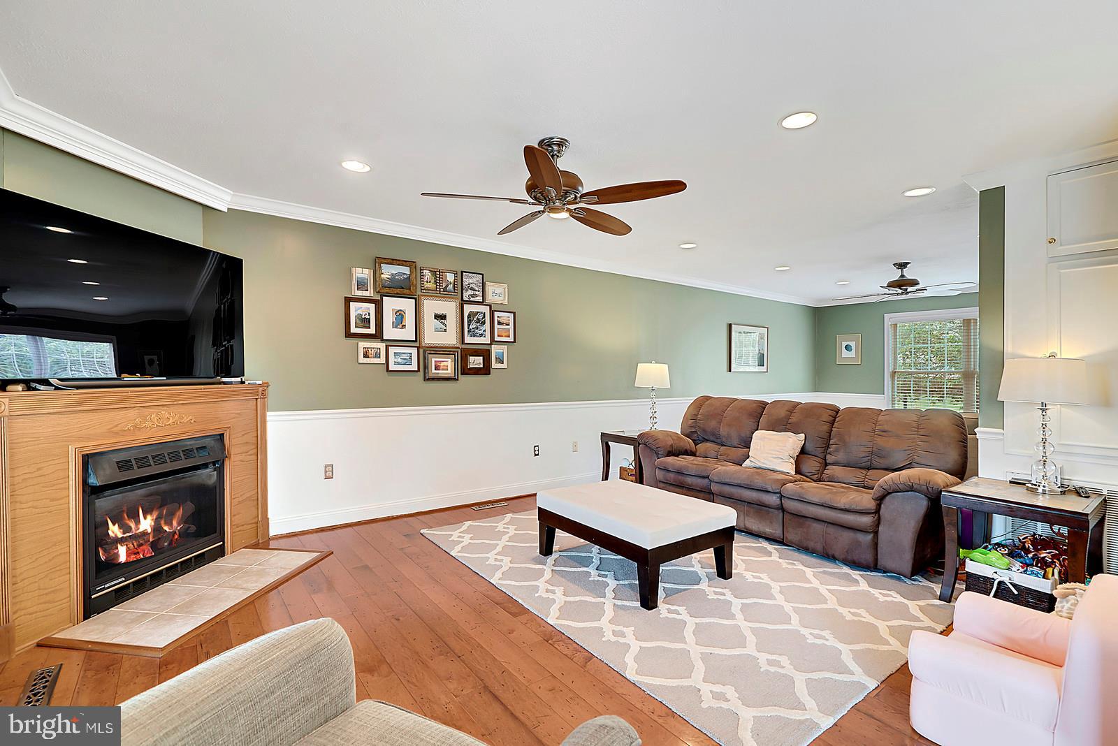 1145 Kesler Road Front Royal, VA 22630 - Photo 11 of 40 Living Room