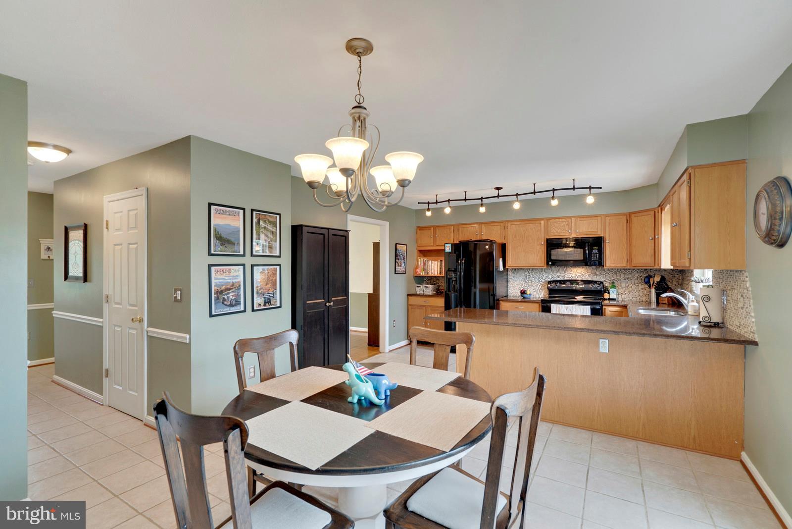 1145 Kesler Road Front Royal, VA 22630 - Photo 14 of 40 Eat In Kitchen