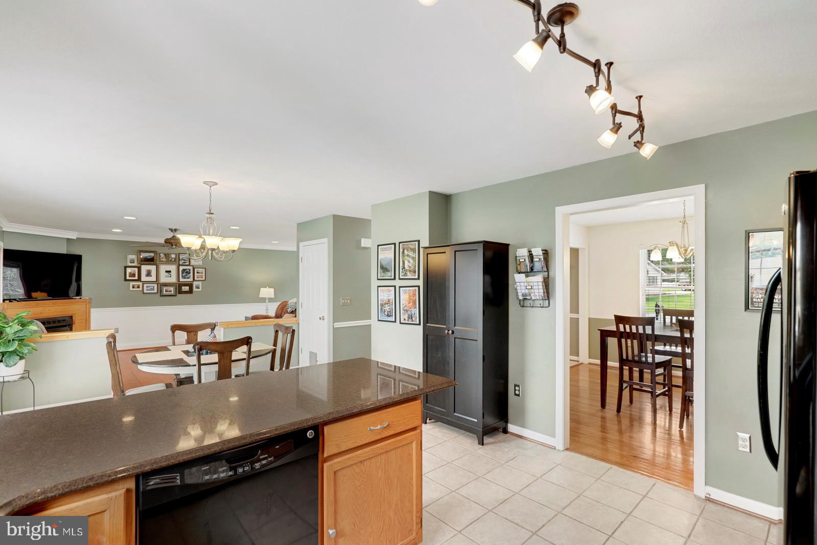 1145 Kesler Road Front Royal, VA 22630 - Photo 16 of 40 Granite Counters