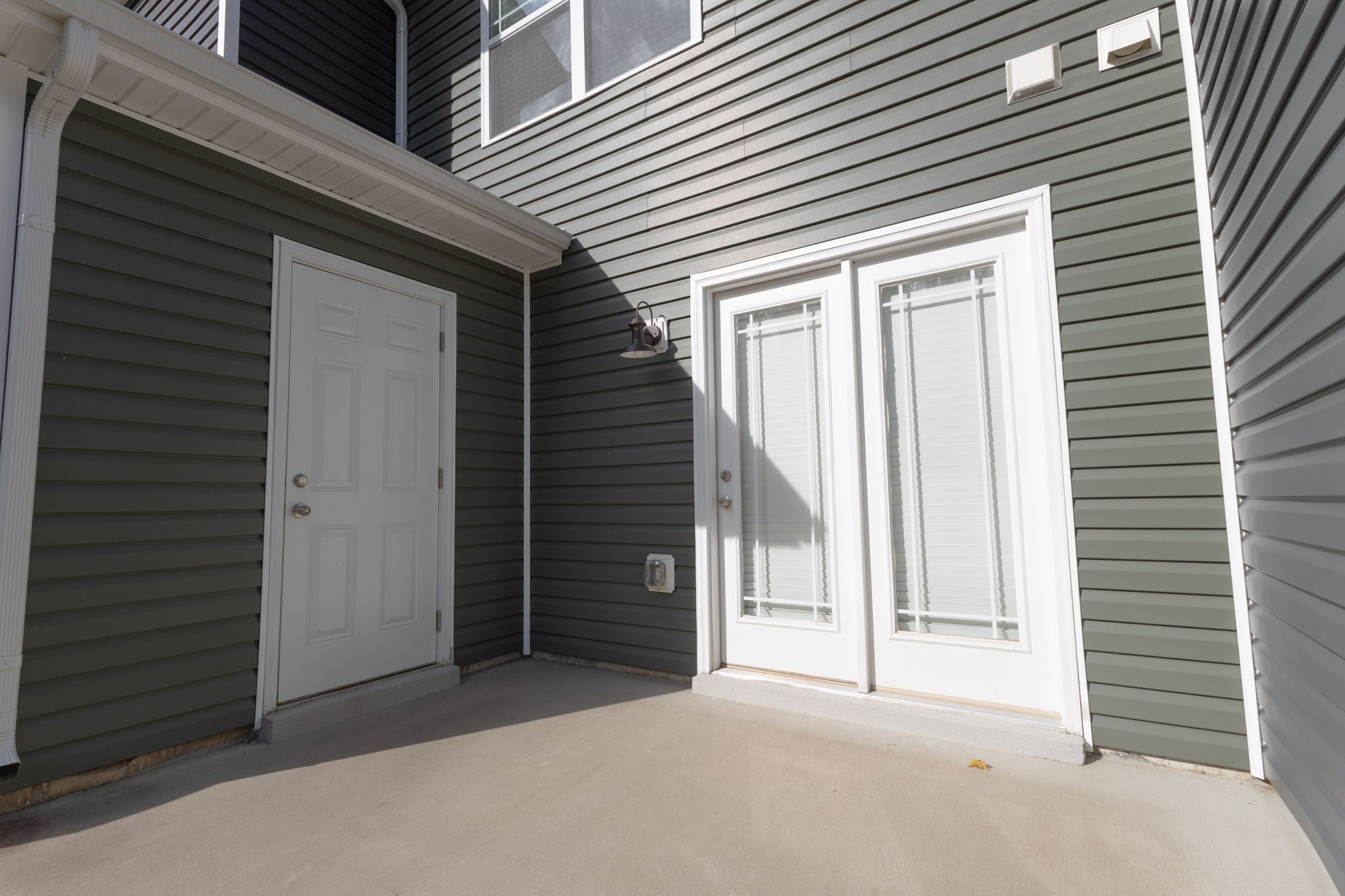 118 Davis Ridge Lane Clarksville, TN 37040 - Photo 35 of 35 a front view of a house with a garage
