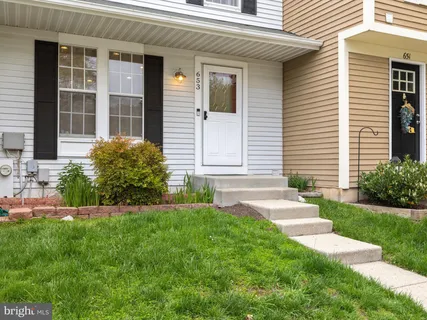 $300,000 | 653 Willowby Run, Pasadena, MD 21122