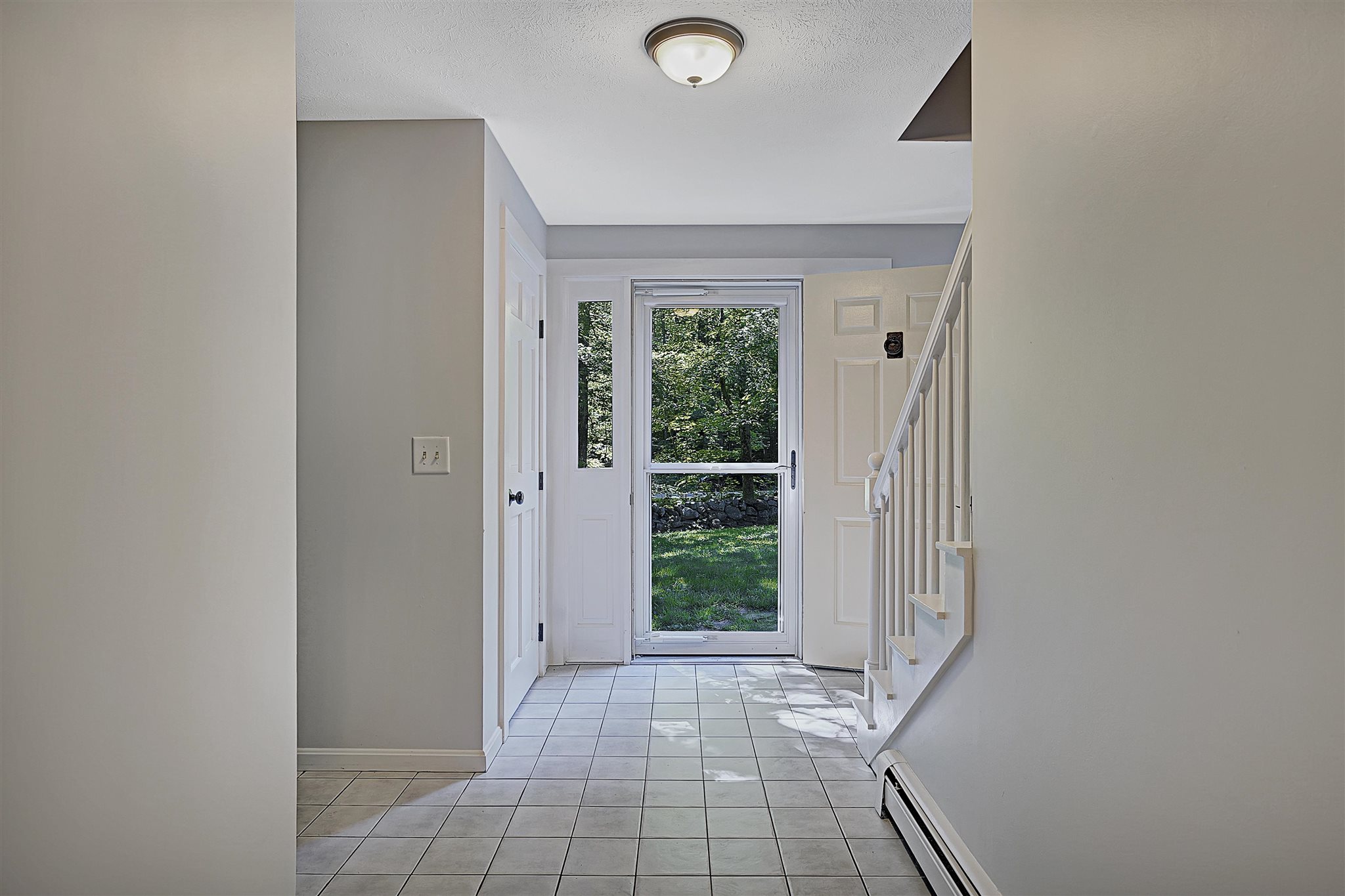 39 Dennison Road New Boston, NH 03070 - Photo 2 of 36