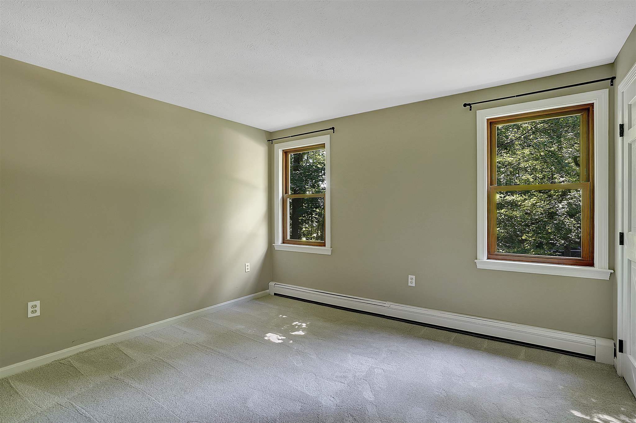 39 Dennison Road New Boston, NH 03070 - Photo 16 of 36