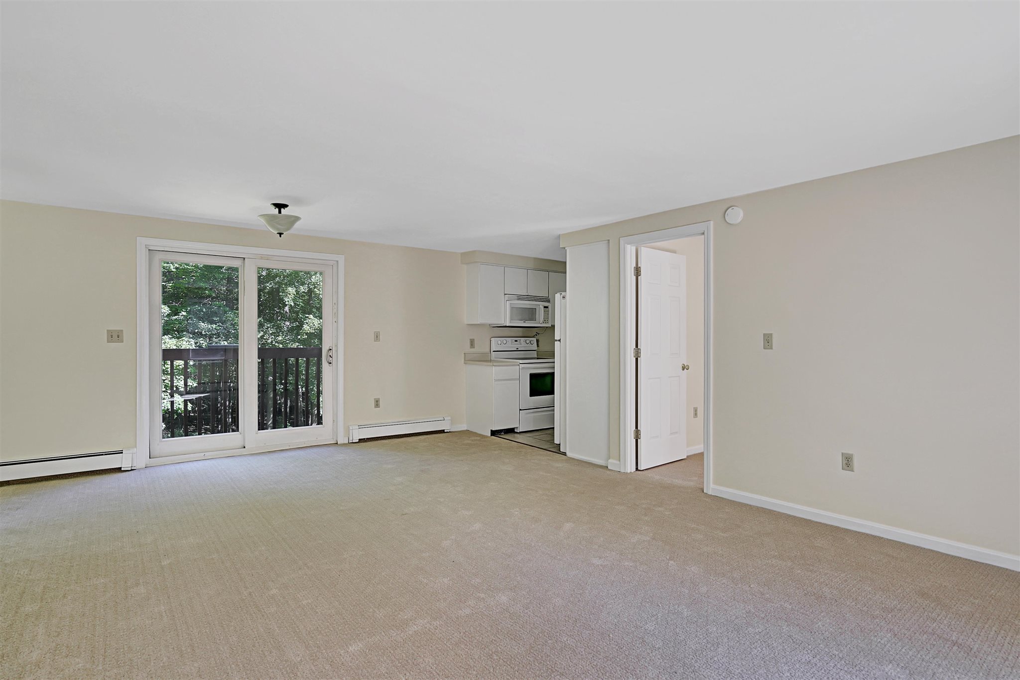 39 Dennison Road New Boston, NH 03070 - Photo 23 of 36