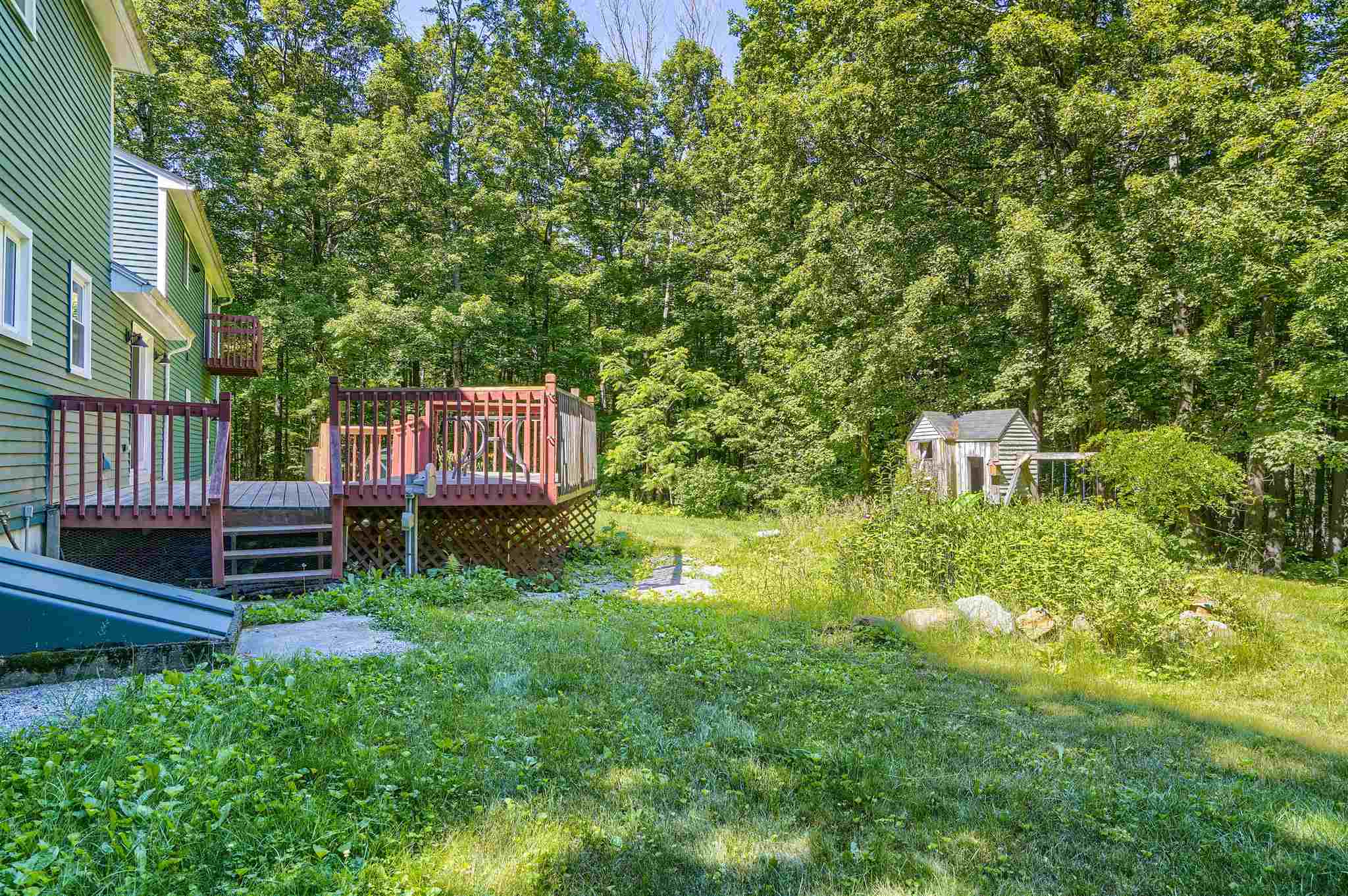 39 Dennison Road New Boston, NH 03070 - Photo 33 of 36