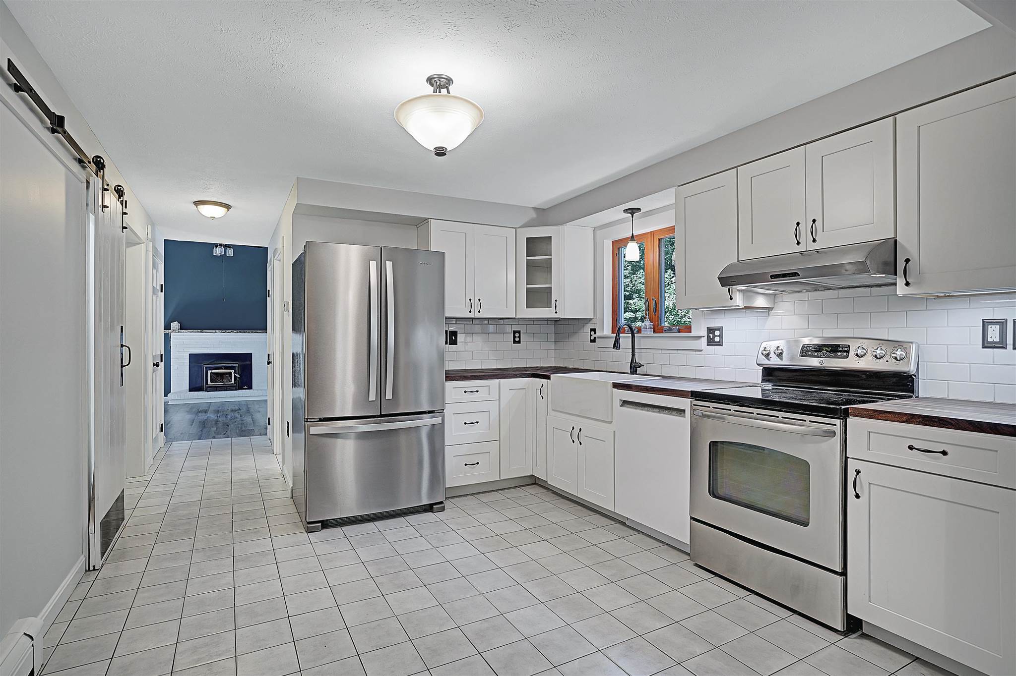 39 Dennison Road New Boston, NH 03070 - Photo 8 of 36