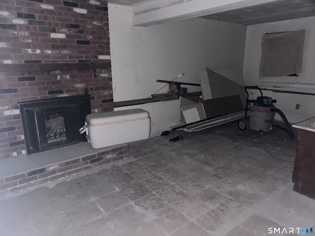 $299,000 | 62 Robert Treat Parkway, Milford, CT 06460