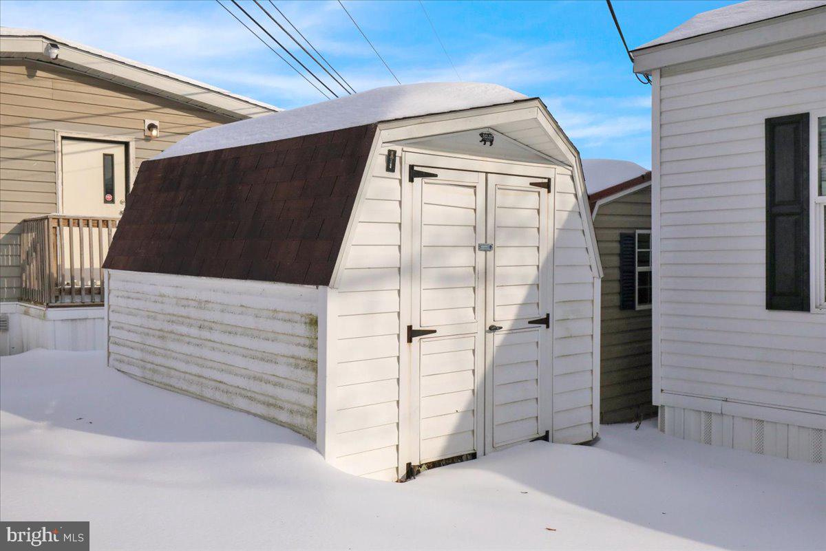 113 Meadow Lane Lititz, PA 17543 - Photo 3 of 16