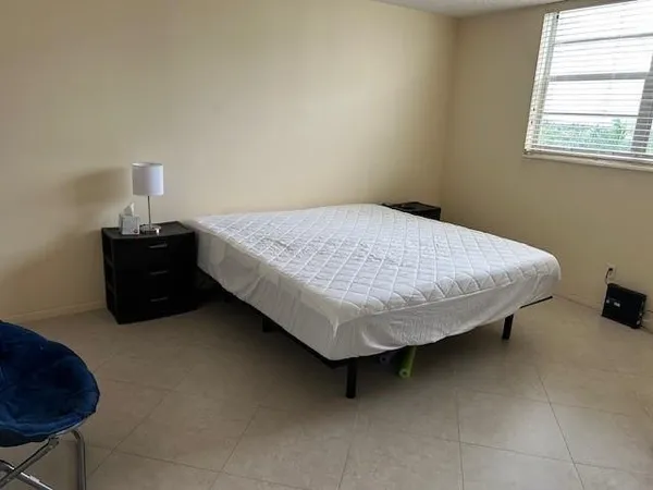 $310,000 | 2731 Northeast 14th Street Causeway, Unit 612, Pompano Beach, FL 33062