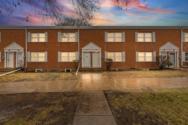 $225,000 | 996 Cleveland Avenue South, St. Paul, MN 55116