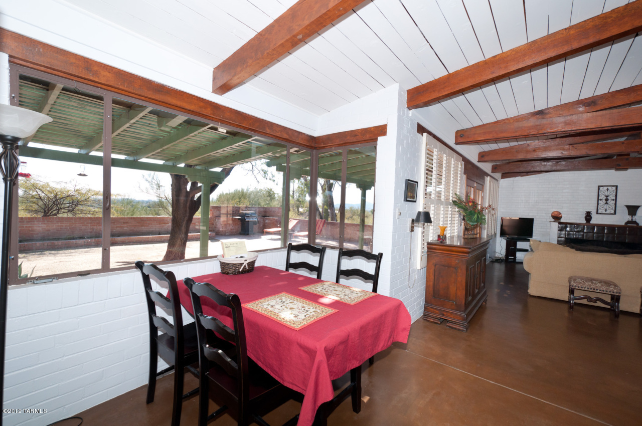 4550 North Hacienda Del Sol Road Tucson, AZ 85718 - Photo 19 of 32