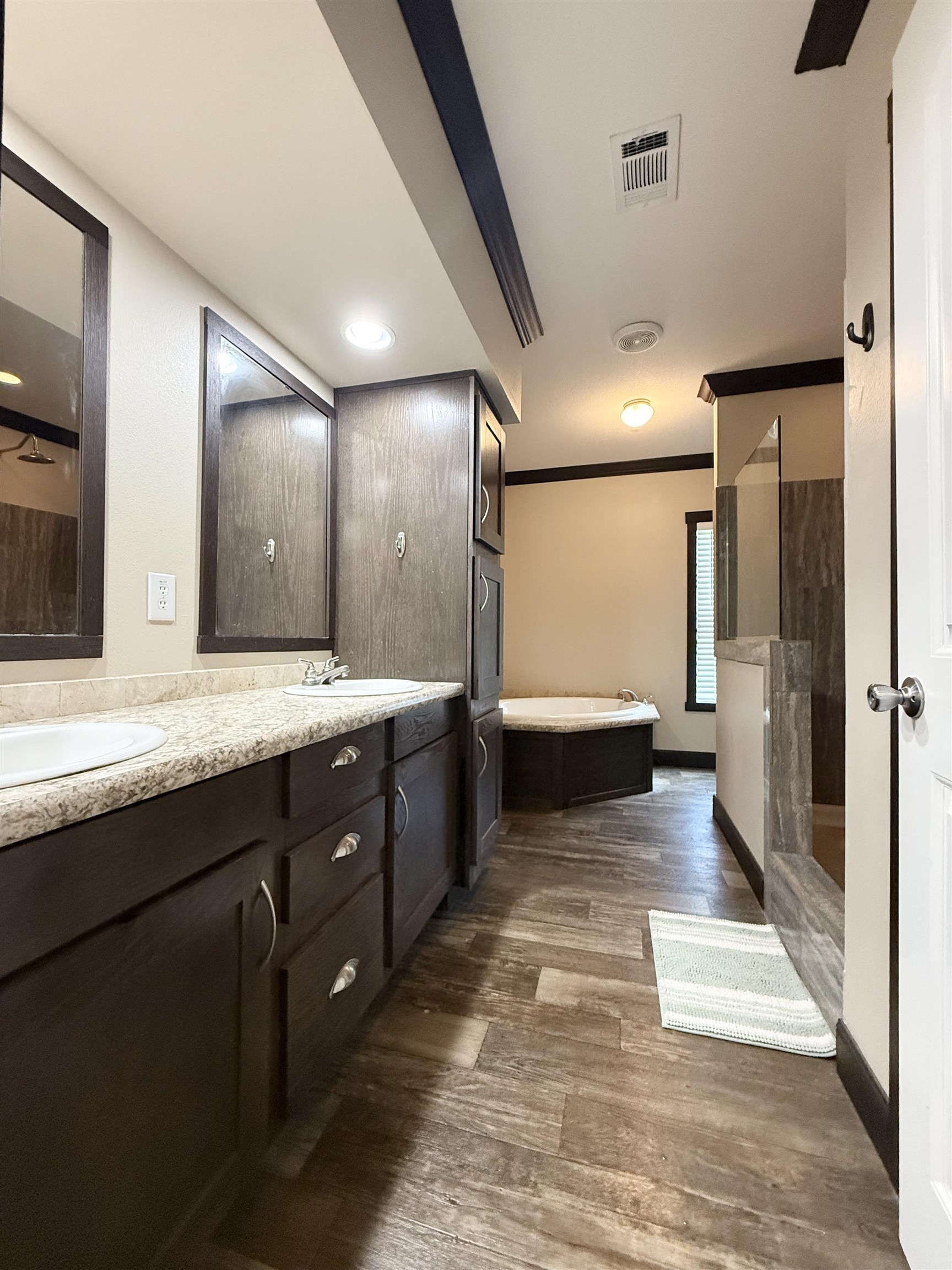 230 Crosby Road Vidor, TX 77662 - Photo 10 of 17