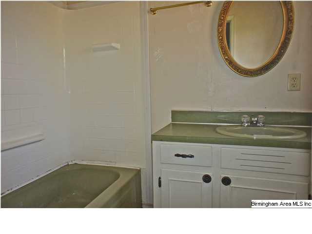 628 Thrash Road Clanton, AL 35045 - Photo 16 of 32