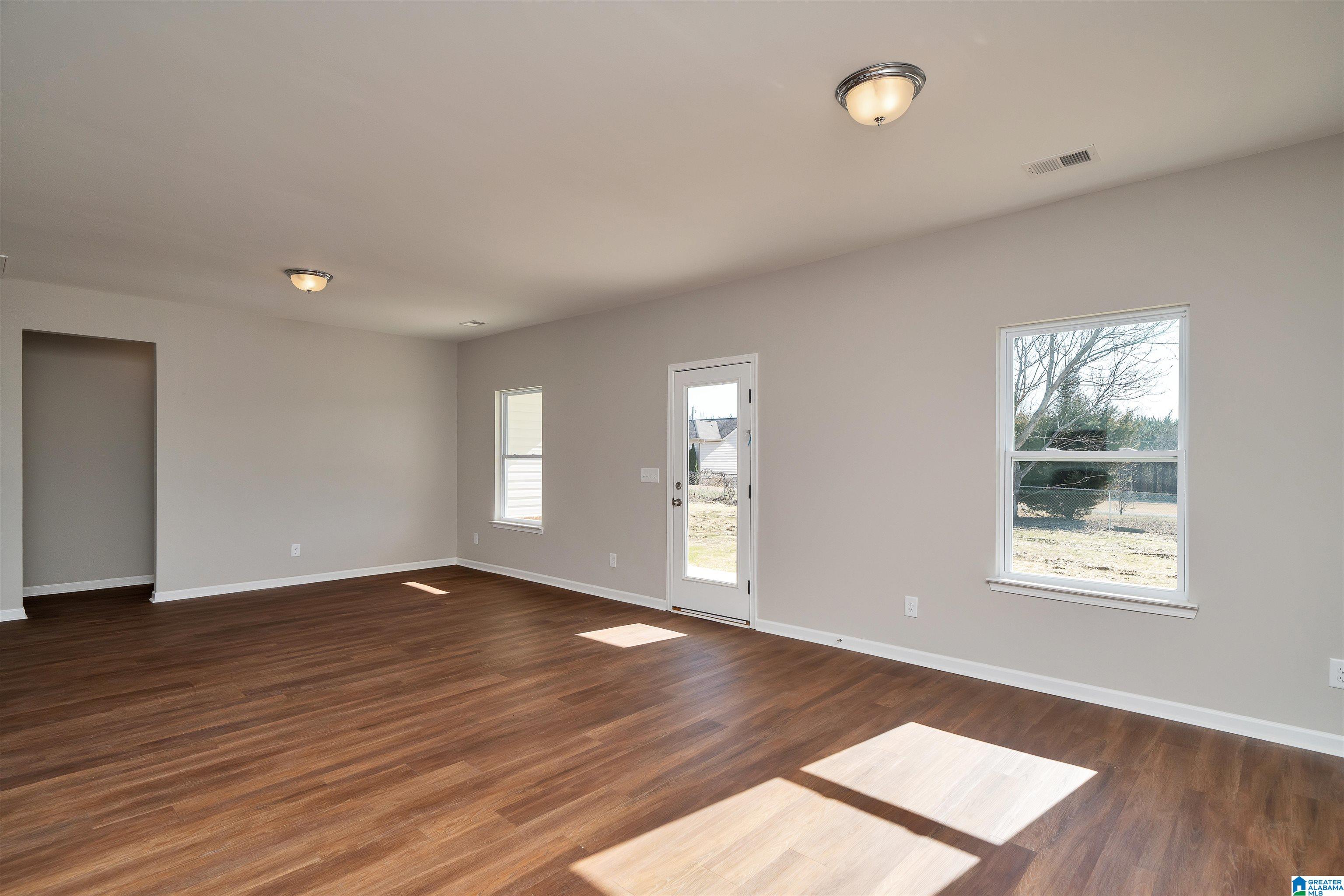 256 Masters Road Bessemer, AL 35023 - Photo 15 of 31