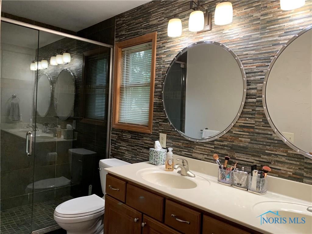 615 Weatherstone Road Holland, OH 43528 - Photo 14 of 22 Gallery Image 14