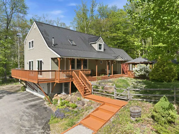 $820,000 | 7 Smith Hill Road, Ashland, NH 03217