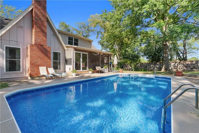 $489,100 | 10308 East 81st Street, Raytown, MO 64138