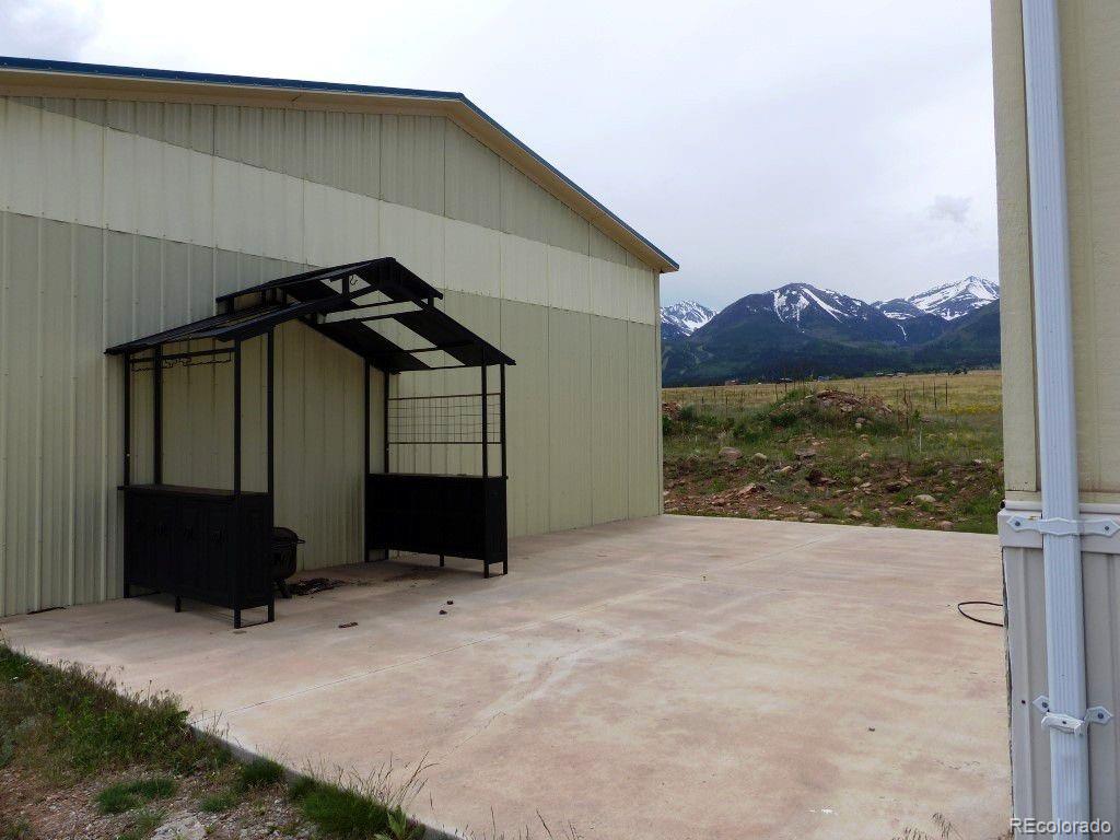 985 Prairie Road Westcliffe, CO 81252 - Photo 33 of 35 a view of a black car door