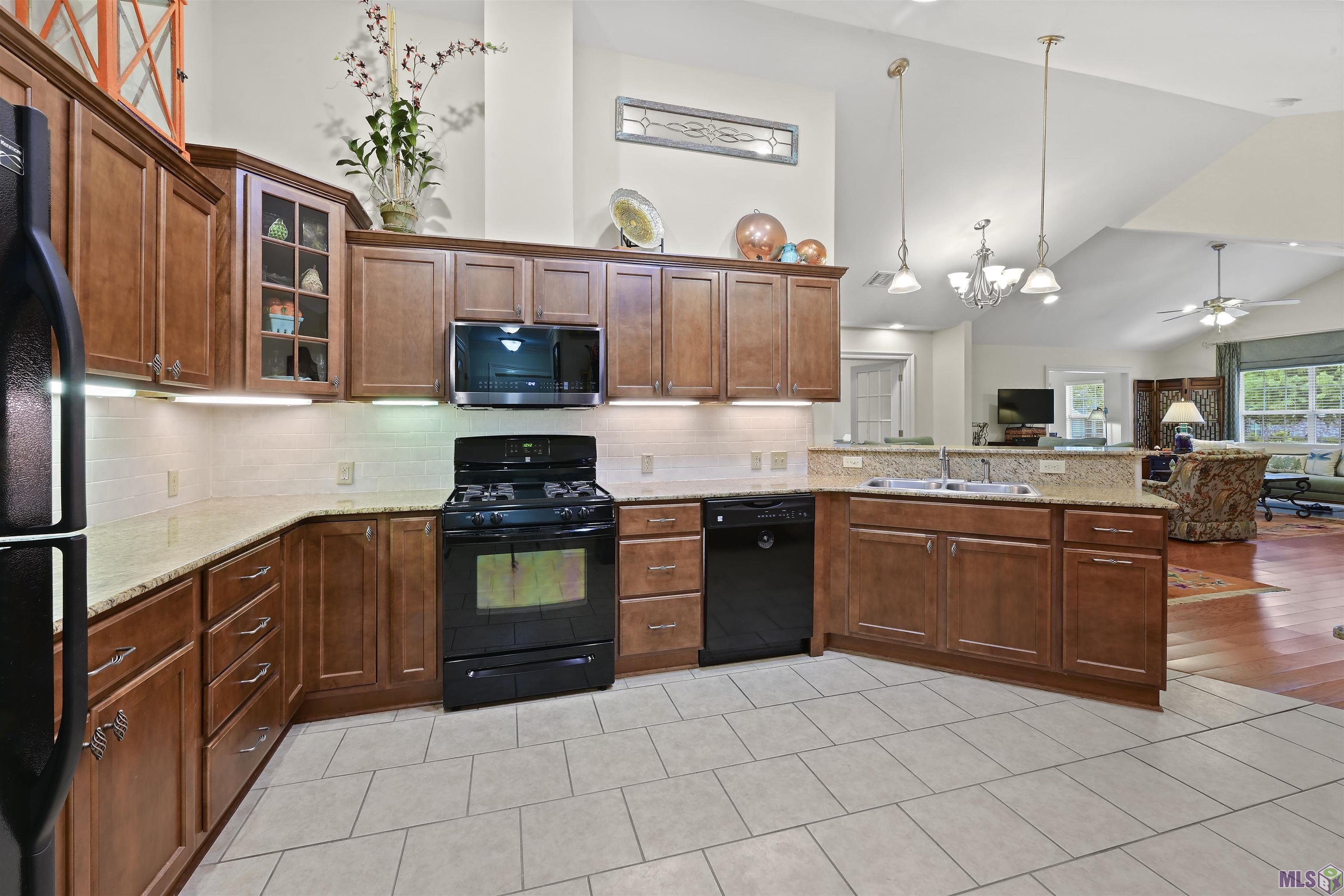 7111 Village Maison Court, Unit 72 Baton Rouge, LA 70809 - Photo 7 of 22