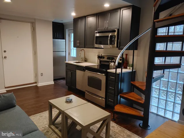 $230,000 | 335 South 12th Street, Unit 1B, Philadelphia, PA 19107