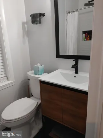 $230,000 | 335 South 12th Street, Unit 1B, Philadelphia, PA 19107