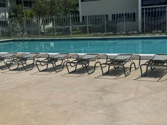 $1,750 | 801 Northeast 199th Street, Unit 10610, Miami, FL 33179