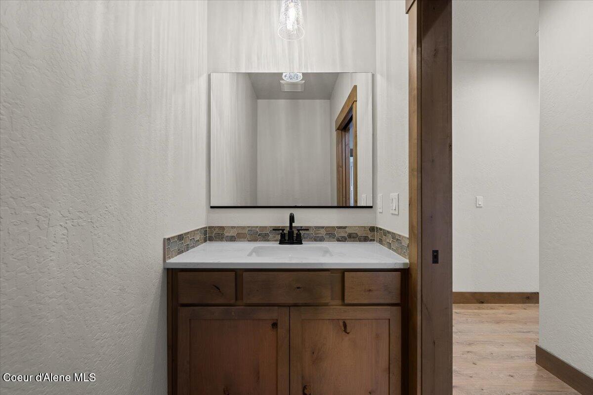 L3-b8 North Eclipse Road Rathdrum, ID 83858 - Photo 20 of 42 Half bath