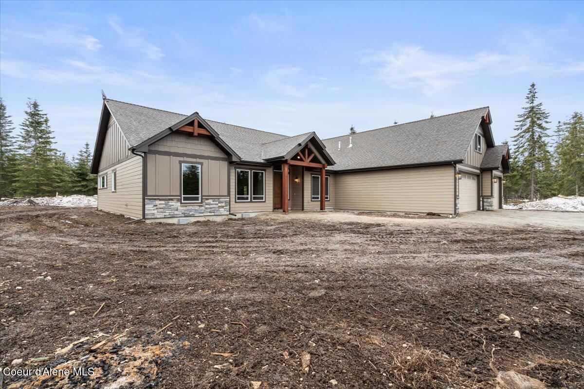 L3-b8 North Eclipse Road Rathdrum, ID 83858 - Photo 2 of 42 Front of home