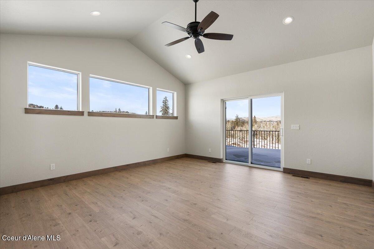 L3-b8 North Eclipse Road Rathdrum, ID 83858 - Photo 21 of 42 Primary bedroom