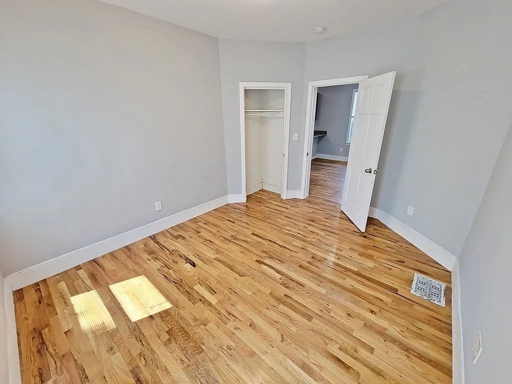 39 Pinckney Street, Unit 2 Somerville, MA 02145 - Photo 5 of 7