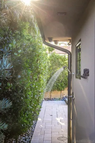 $3,850,000 | 1879 Tahiti Drive, Costa Mesa, CA 92626