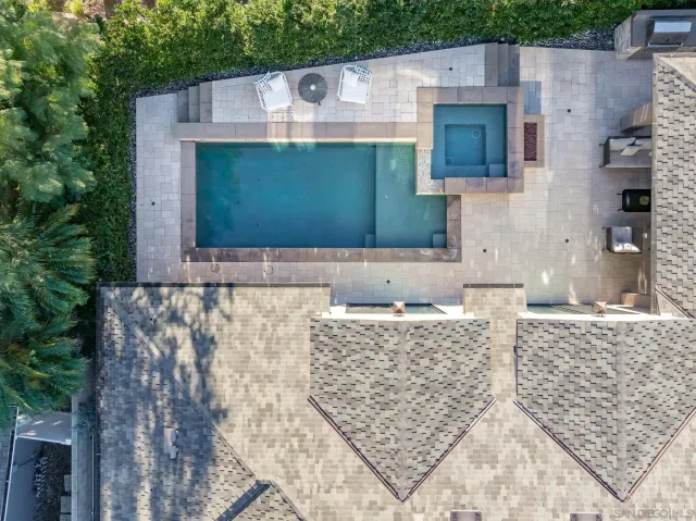 $3,850,000 | 1879 Tahiti Drive, Costa Mesa, CA 92626