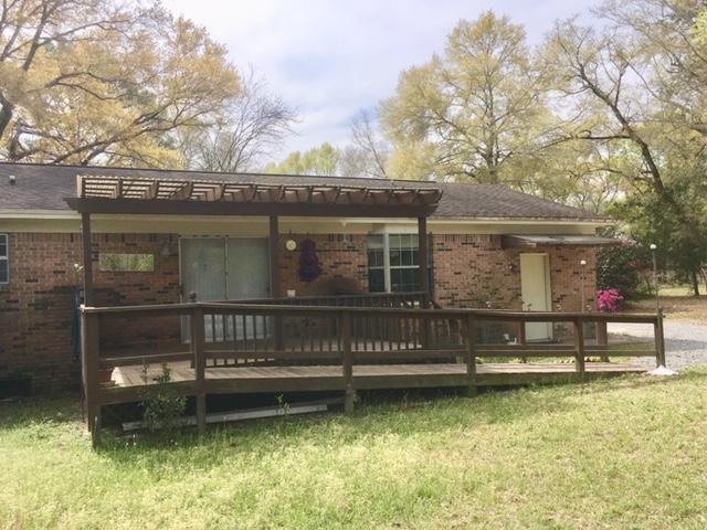 199 Ritzman Road DeFuniak Springs, FL 32433 - Photo 13 of 57 Back Deck and Ramp