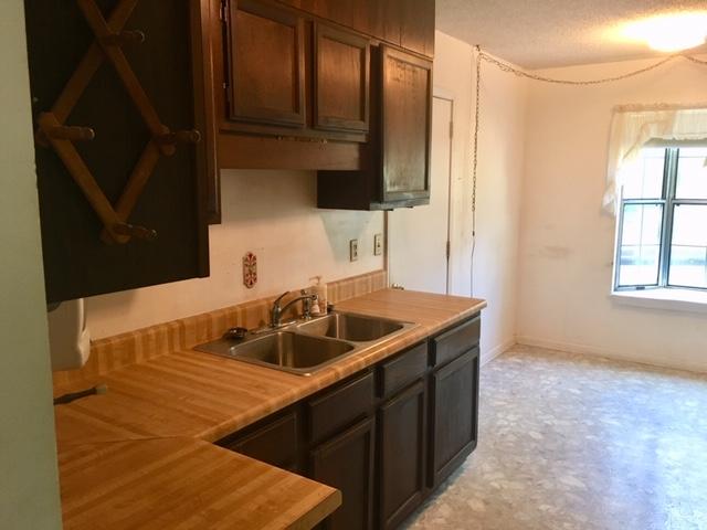 199 Ritzman Road DeFuniak Springs, FL 32433 - Photo 16 of 57 Kitchen