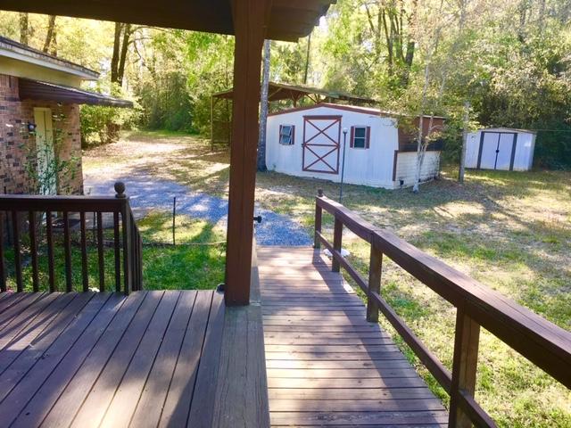 199 Ritzman Road DeFuniak Springs, FL 32433 - Photo 10 of 57 Handicapped Ramp to Back of House