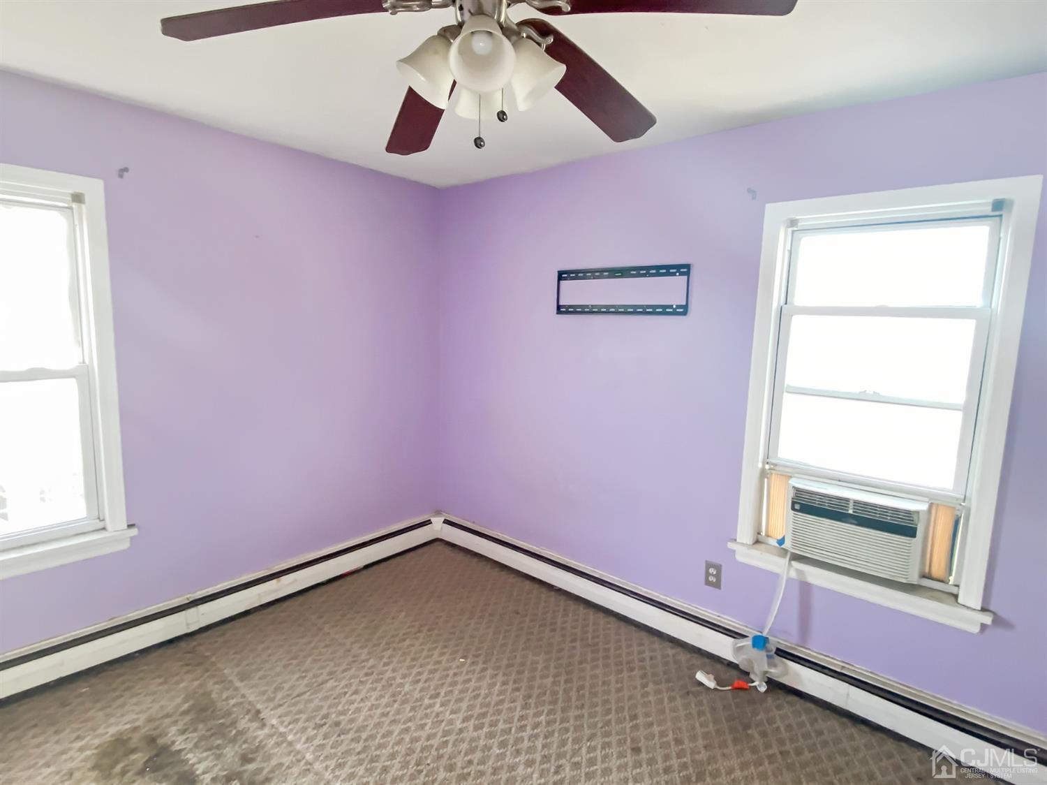 3181 Washington Road Sayreville, NJ 08859 - Photo 4 of 18 a view of a room with a window