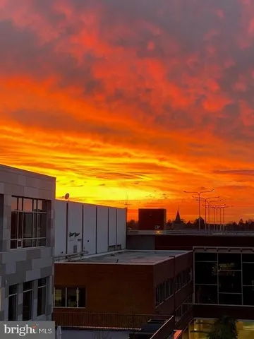 a picture of city view