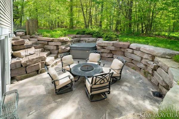 $1,499,000 | 3099 Pickford Drive Southeast, Ada, MI 49301