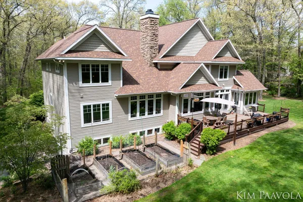 $1,499,000 | 3099 Pickford Drive Southeast, Ada, MI 49301