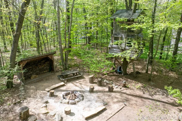 $1,499,000 | 3099 Pickford Drive Southeast, Ada, MI 49301