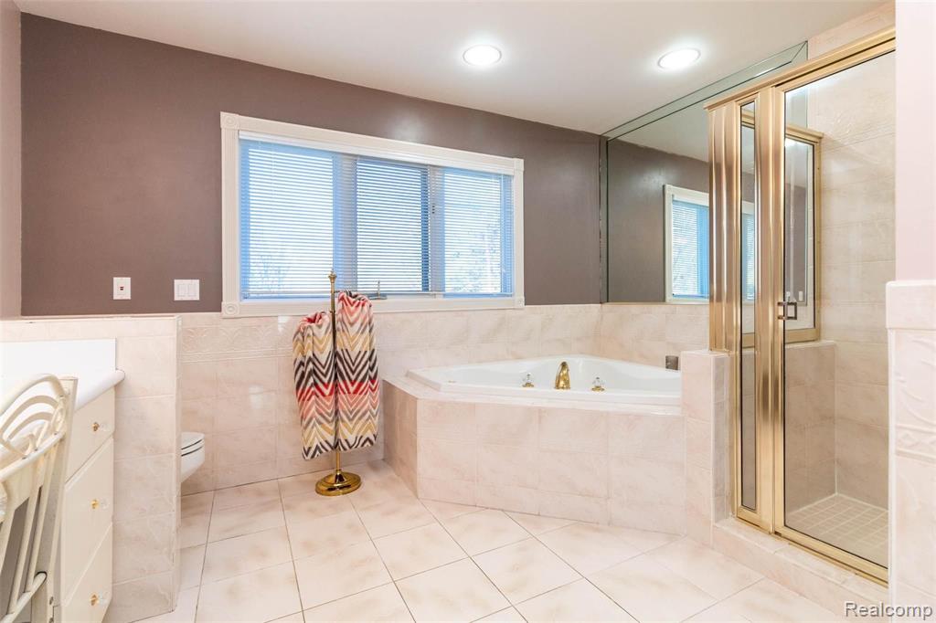 3878 Donaldson Road Rochester Hills, MI 48307 - Photo 23 of 41