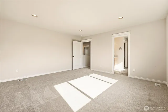 $1,025,000 | 2504 201st Place Southwest, Lynnwood, WA 98036