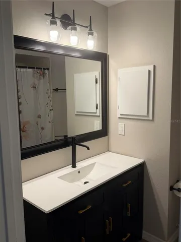 $1,800 | 6650 121st Avenue, Unit 6, Largo, FL 33773