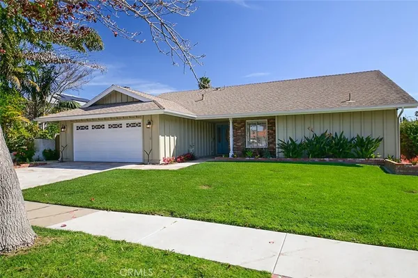 $1,599,000 | 11348 Barbi Lane, Los Alamitos, CA 90720