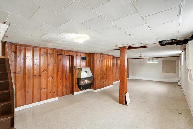 $174,900 | 347 Cass Street, Crete, IL 60417