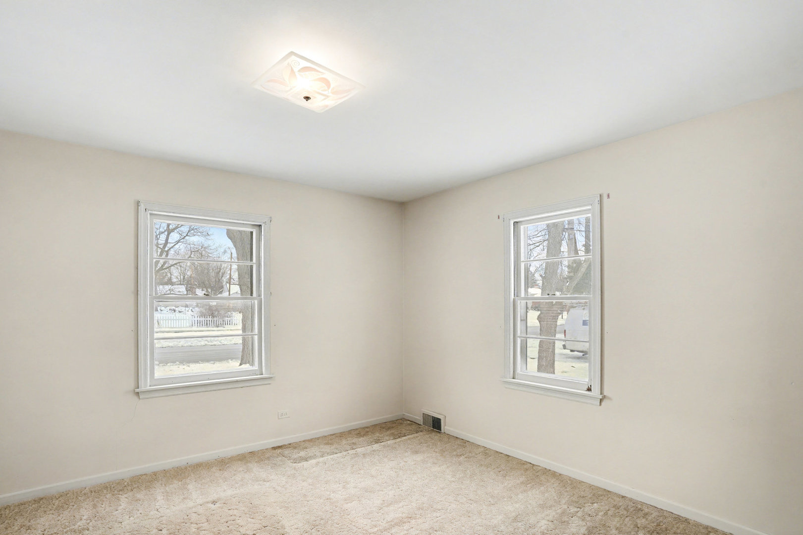 347 Cass Street Crete, IL 60417 - Photo 7 of 13