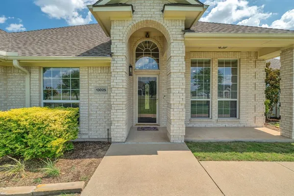 $744,900 | 13025 Shadow Brook Court, Terrell, TX 75160