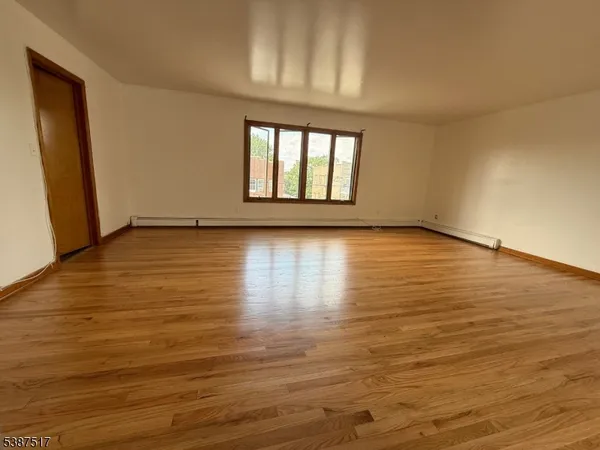 $1,250,000 | Undisclosed Address, Fairview, NJ 07022